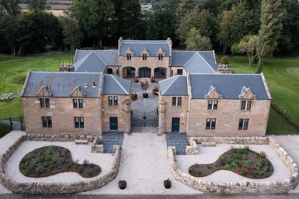 Stunning Edinburgh 1820s Stables Converted House * Ratho