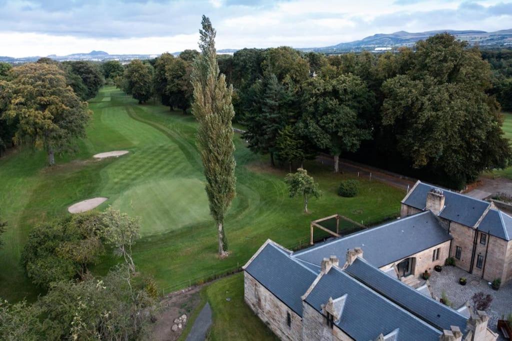 Stunning Edinburgh 1820s Stables Converted House Holiday home Ratho