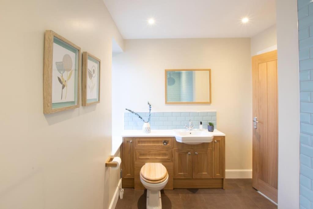 Holiday home Stunning Edinburgh 1820s Stables Converted House *